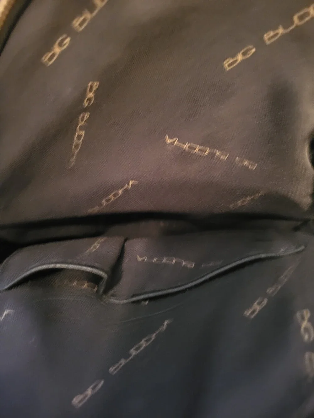 N/A chic black